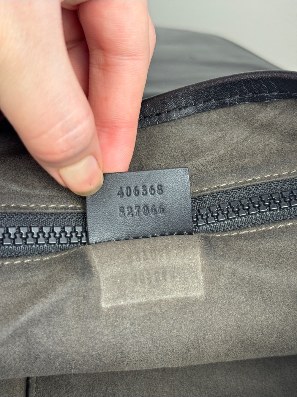 Gucci Black Leather & Beige GG Canvas Crossbody Messenger Bag - Picture 10 of 14